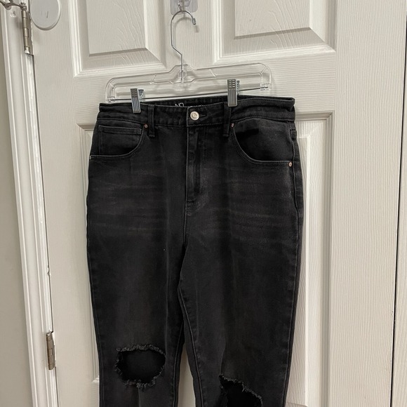 No‎ Boundaries High Rise Distressed Black Jeans Size 15 - Picture 3 of 7